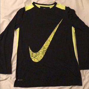 NIKE DRI-FIT black long sleeve shirt
